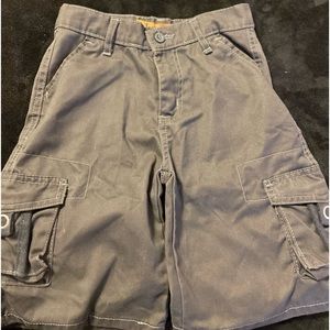 Boys youth cargo shorts size 8